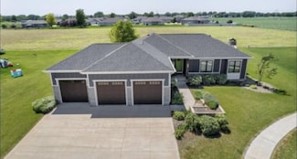 374 S Quail Landing Place, Columbus, NE 68601