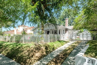 321 E Brown Ave, Fresno, CA 93704