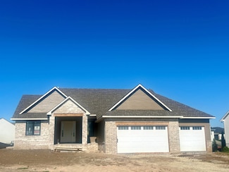 3710 N Crest Cir, Wichita, KS 67226