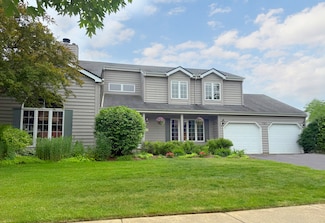 731 Queens Gate Cir Unit 1, Sugar Grove, IL 60554
