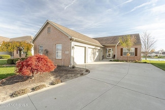 7055 Nautica Ct, Maumee, OH 43537