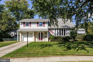 1512 Longfellow Dr, Cherry Hill, NJ 08003