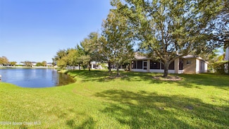 114 Morgan Cir, Sebastian, FL 32958