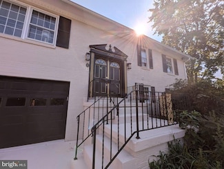 2208 Wakefield St, Alexandria, VA 22308