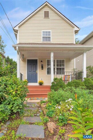 413 12th St NW, Charlottesville, VA 22903
