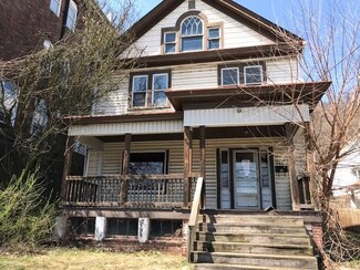 981 Freeport Rd, Creighton, PA 15030