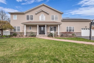 701 Buchanan Rd, East Meadow, NY 11554