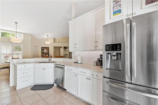 1195 Silverstrand Dr, Naples, FL 34110