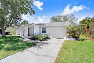10790 92nd St, Seminole, FL 33777