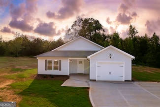 266 Patillo Rd, Jackson, GA 30233