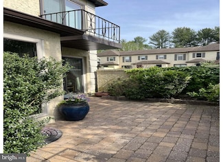 40 Parkridge Dr Unit 40, Bryn Mawr, PA 19010