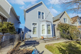 3320 W Dickens Ave, Chicago, IL 60647