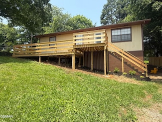 525 Freeman Ave, Newport, TN 37821