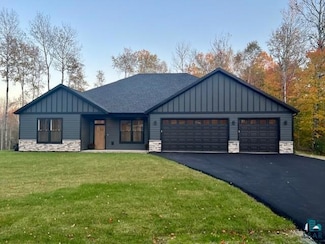3929 Teal Ln, Hermantown, MN 55811