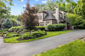 4370 Marin Woods Unit D, Port Clinton, OH 43452
