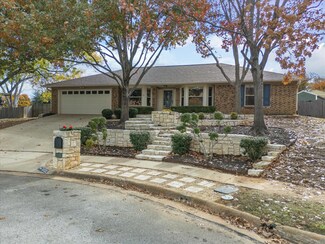 3032 Scenic Hills Ct, Bedford, TX 76021