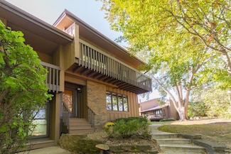 2667 Sumac Ridge, Saint Paul, MN 55110