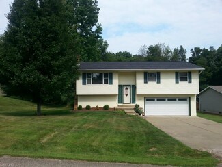 12865 Ridgeview Dr, New Concord, OH 43762