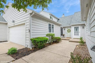 3705 Chimney Hill Dr, Valparaiso, IN 46383