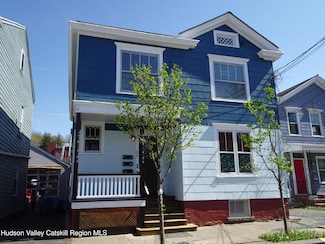 32 - 34 8th St Unit 3, Hudson, NY 12534