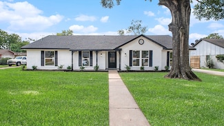 12915 Bexhill Dr, Houston, TX 77065