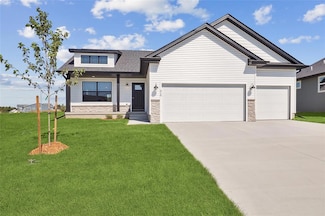 315 NW Rosemont Cir, Waukee, IA 50263