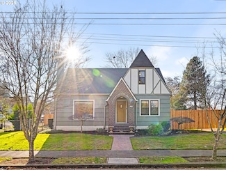 1520 12th St, Oregon City, OR 97045