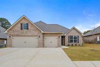 2106 Brandon Dr, Cullman, AL 35058