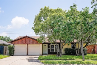 2920 Pine St, Galveston, TX 77551