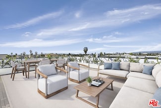 521 N Gramercy Place Unit PH3, Los Angeles, CA 90004