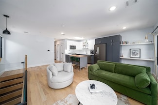 20 Jewett Ave Unit 2, Jersey City, NJ 07304