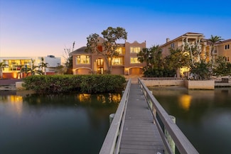 1364 Point Crisp Rd, Sarasota, FL 34242