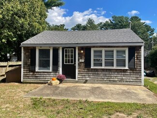 21 Cedar Dr, Carver, MA 02330