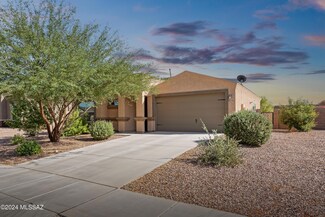 7473 W Teton Rd, Tucson, AZ 85757