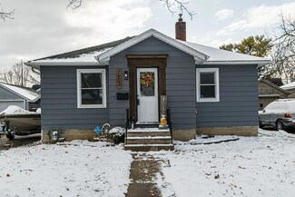 1602 4th St NE, Rochester, MN 55906