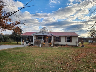 1039 Old Columbia Rd, Chapel Hill, TN 37034