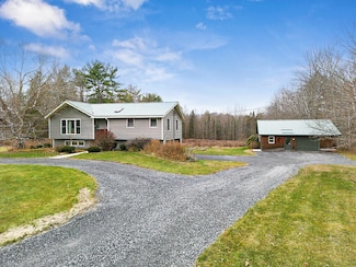 41 Bacon Rd, Unity, ME 04988