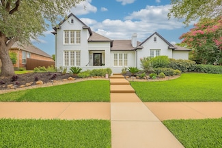 2217 Clearspring Dr S, Irving, TX 75063