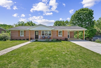 147 Hillview Heights, Dowelltown, TN 37059