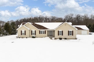9904 Basil Rd NW, Baltimore, OH 43105