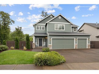 9434 SE Grace Cir, Happy Valley, OR 97086