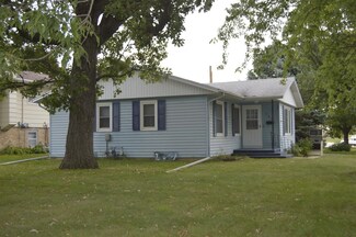 200 N 15th St, Clear Lake, IA 50428