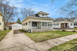 2446 Lamar Ave SW, Wyoming, MI 49519