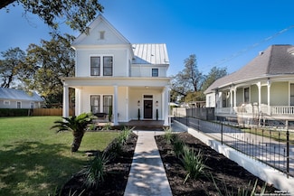 617 E Guenther St, San Antonio, TX 78210