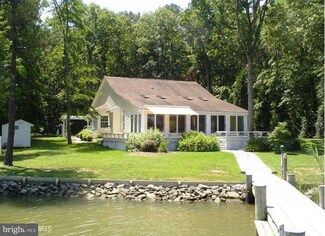 24222 Oakwood Park Rd, Saint Michaels, MD 21663