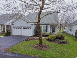 2162 Four Seasons Blvd, Macungie, PA 18062
