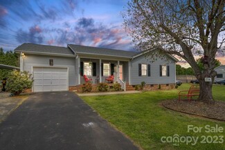 2514 Claremont Rd, Newton, NC 28658