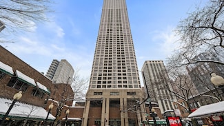 1030 N State St Unit 34D, Chicago, IL 60610