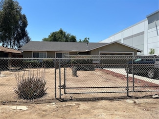 111 W Perry St, Perris, CA 92571