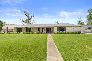 950 Terry Ln, Lake Charles, LA 70605